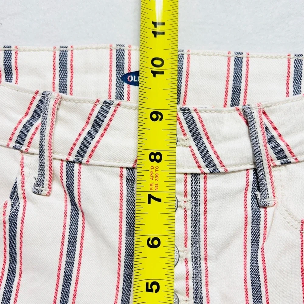 Old Navy Women's Shorts Size‎ 2 Striped Cream Navy Red Rolled Hem Button-Fly NWT